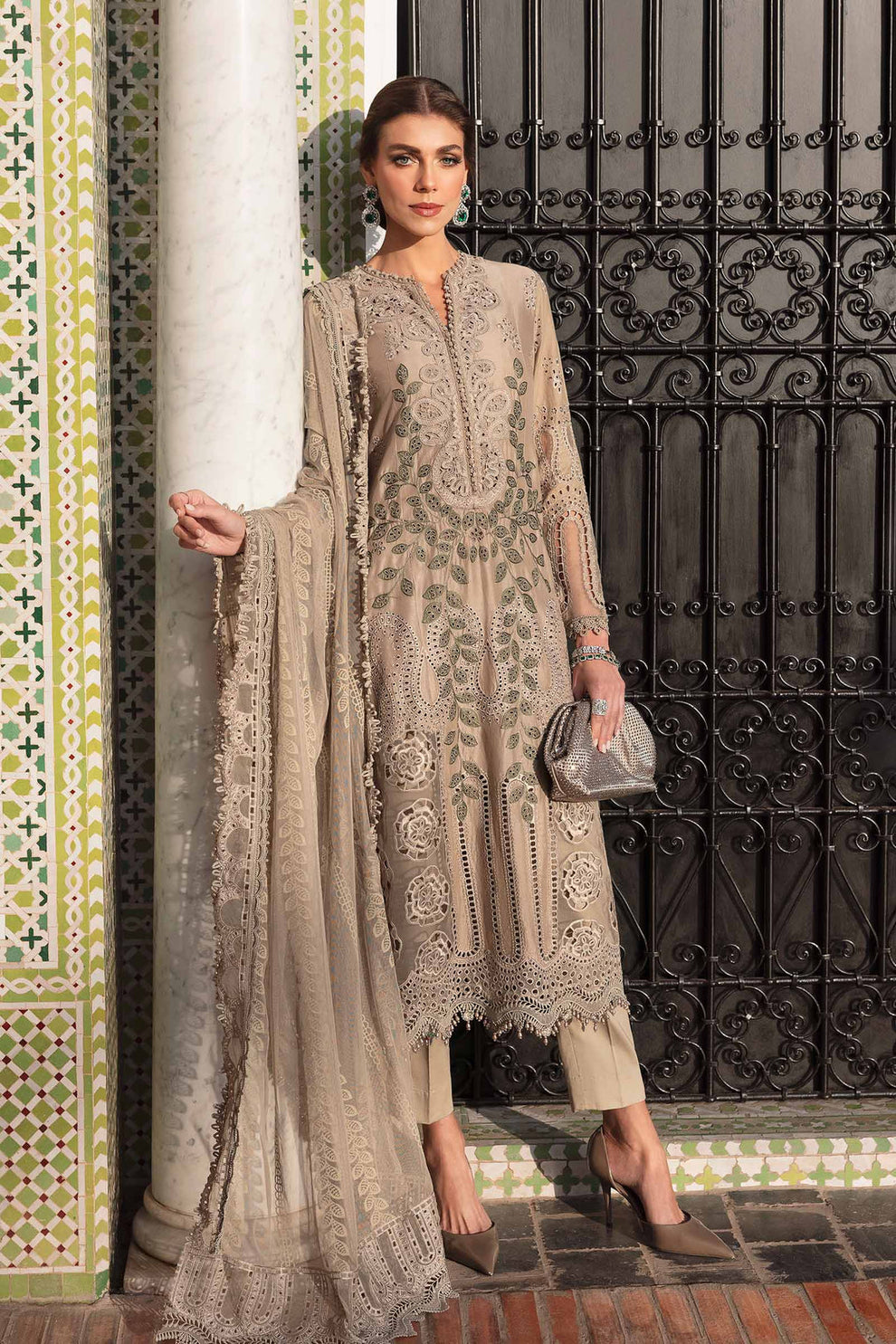 Maria.B Luxury Lawn D-2503-A Ayla's Atelier